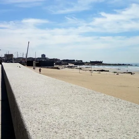 Appartamento Matosinhos Beach Apartment *